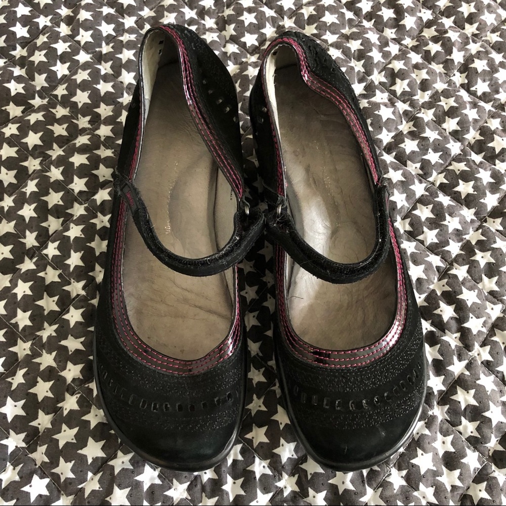 Jambu suede shoes with 2” block heel